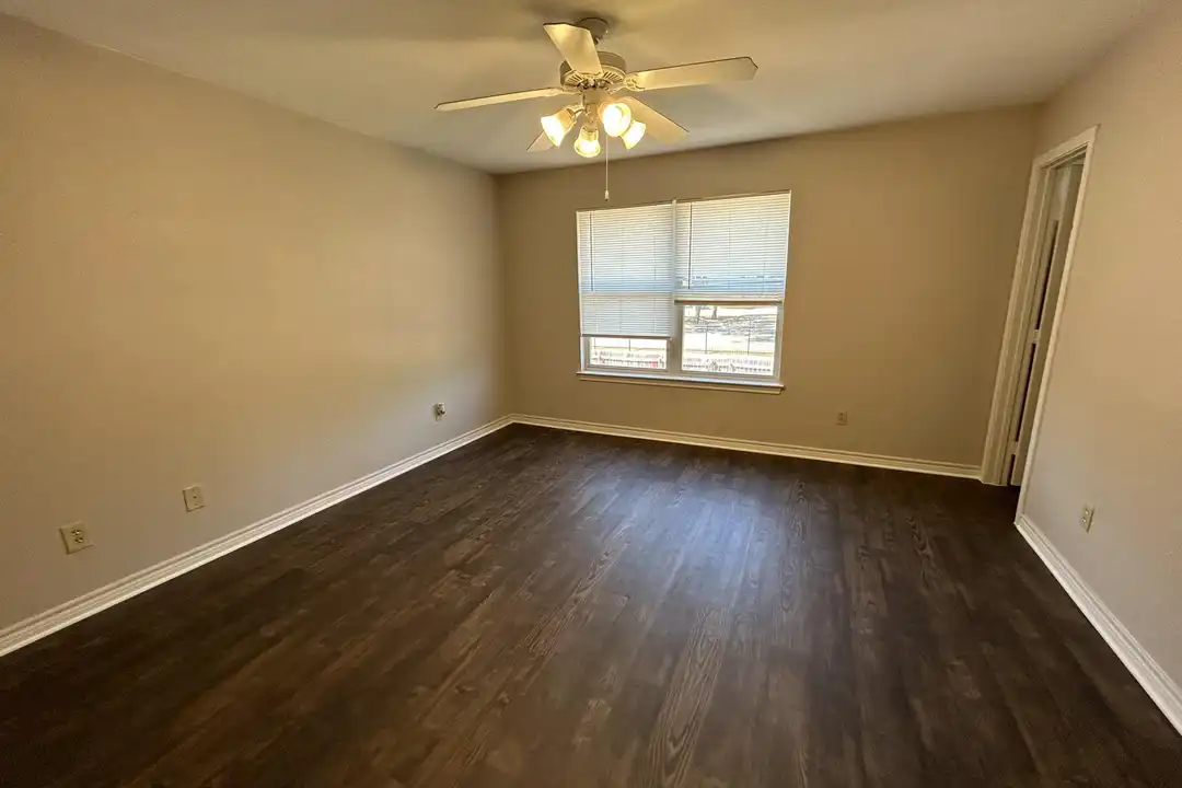 2507 Pascal Ct unit A - More
