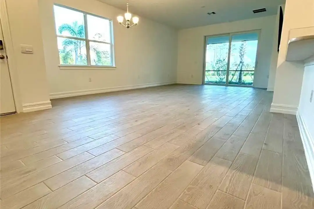 43806 Blue Heron Ln - View 5