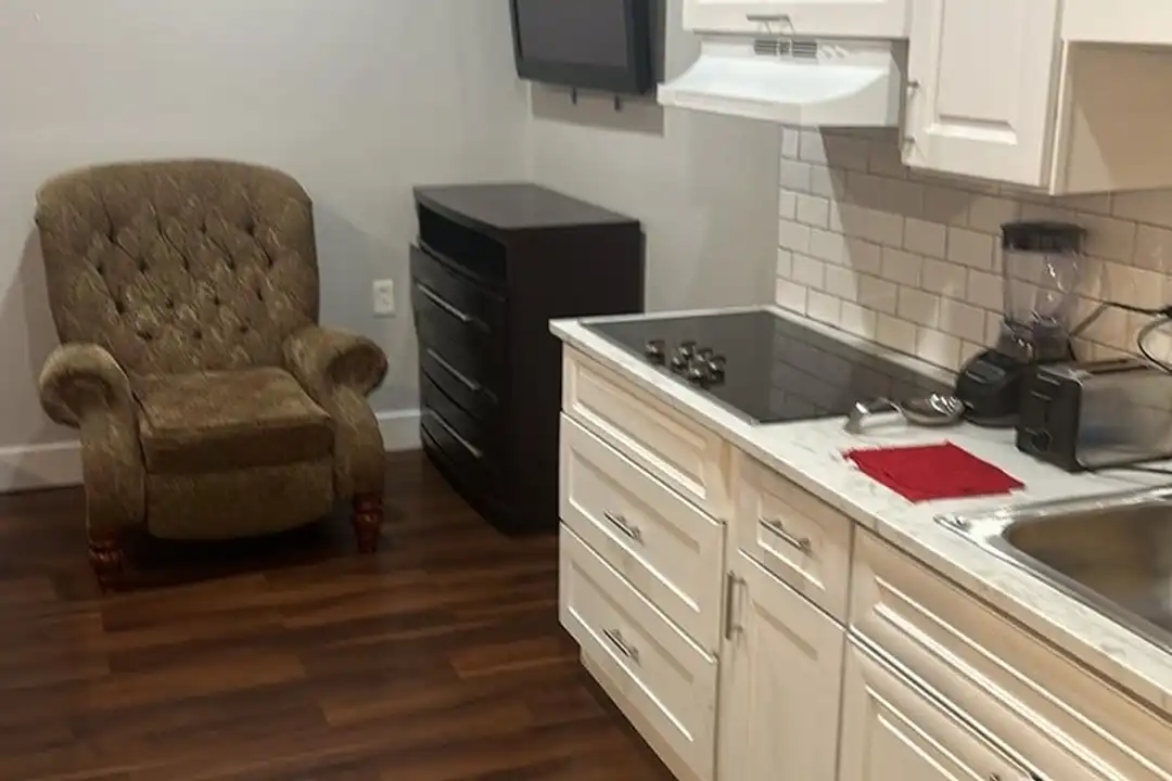 2525 Isabela Terrace - View 4