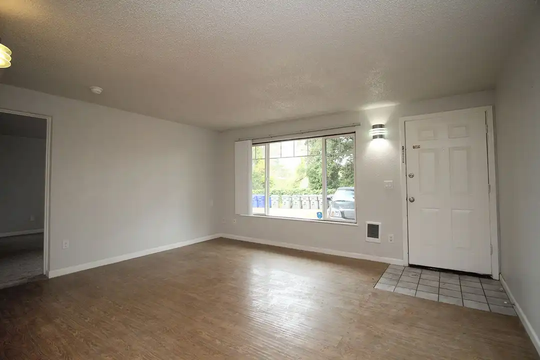 5704 SW Beaverton Hillsdale Hwy unit 8 - Widok 3