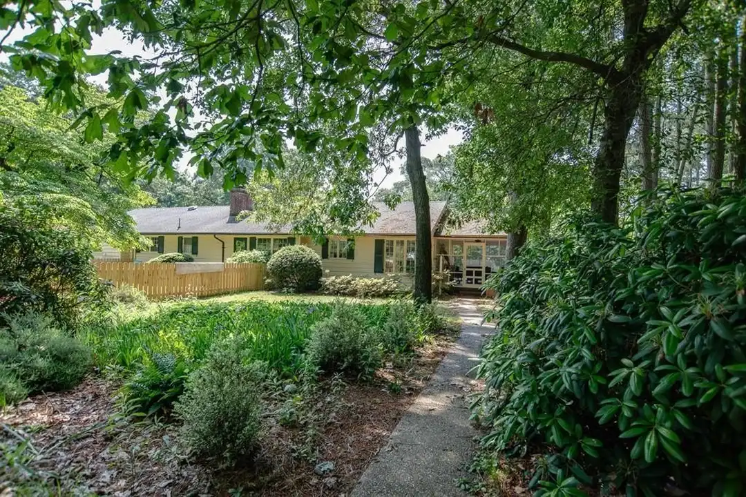 35097 Hillsborough Dr - View 2