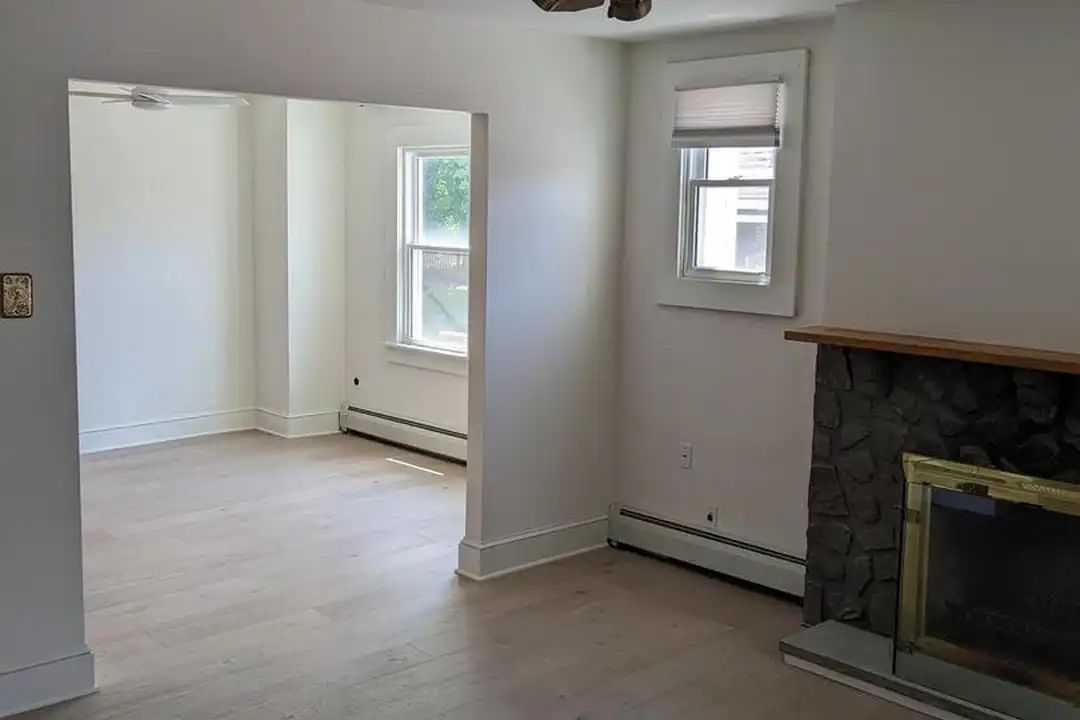 641 Loraine St - View 5