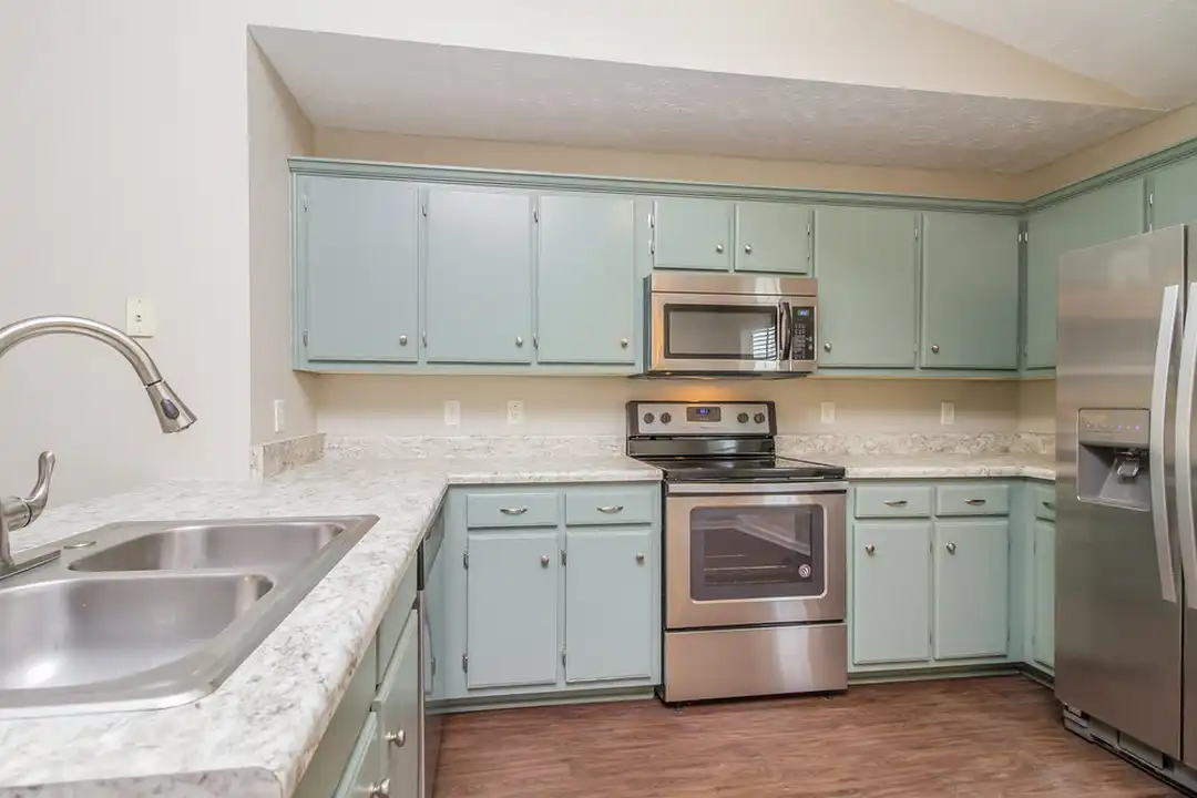 1147 Melvin Dr - View 6