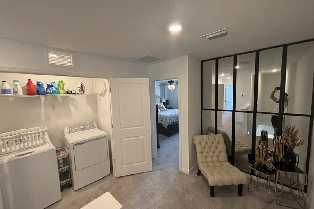 5825 Biscotti St - More