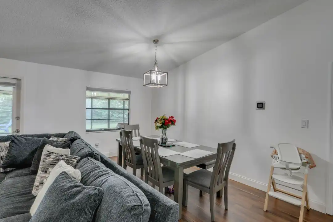 4702 S St Brides Cir – pohled 6