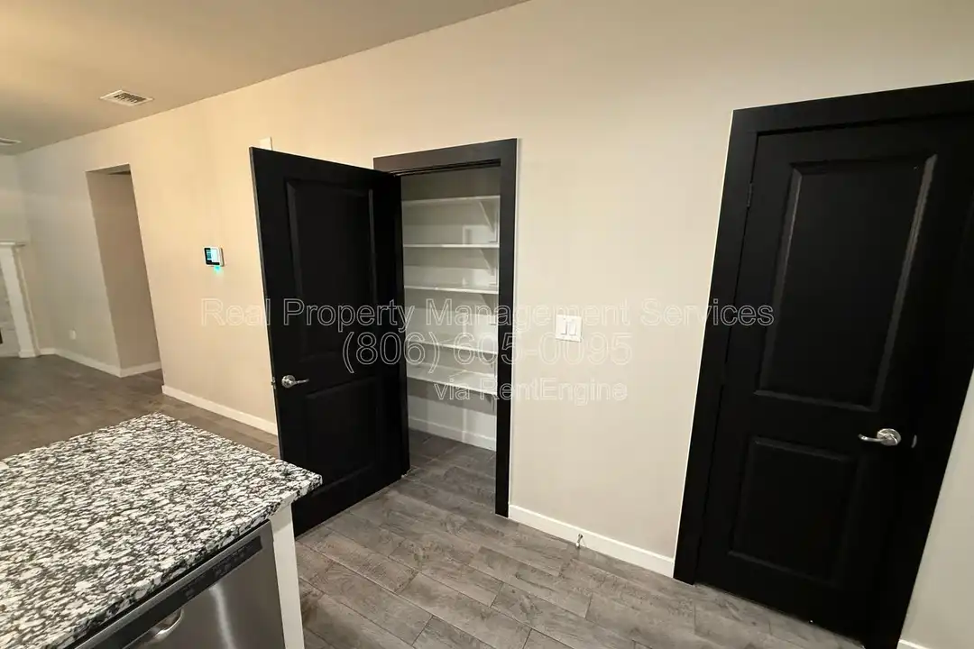 House in Lubbock - View 5