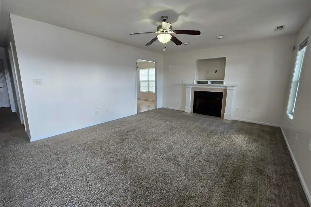 1407 Oxnop Ct - View 3