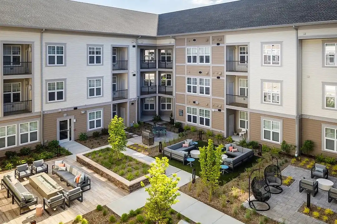 Avalon Amityville – photo 1 of 50