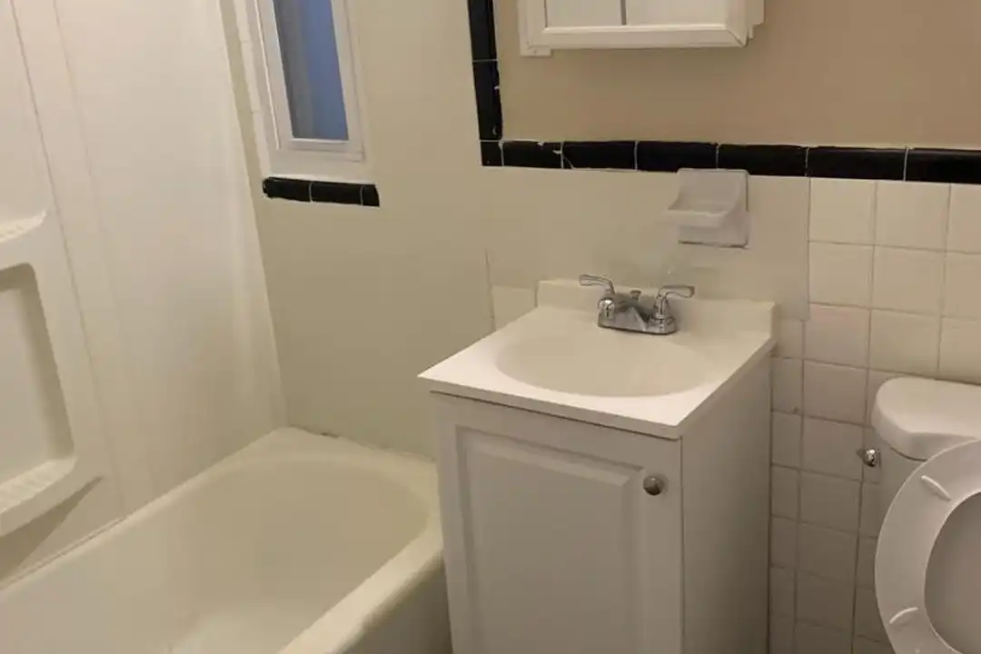 141 Galveston Pl SW – photo 1