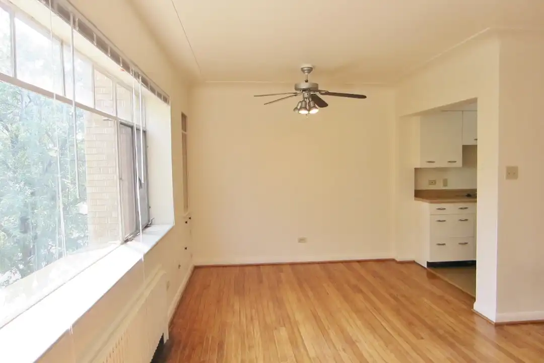 1135 N Grant St – pohled 3