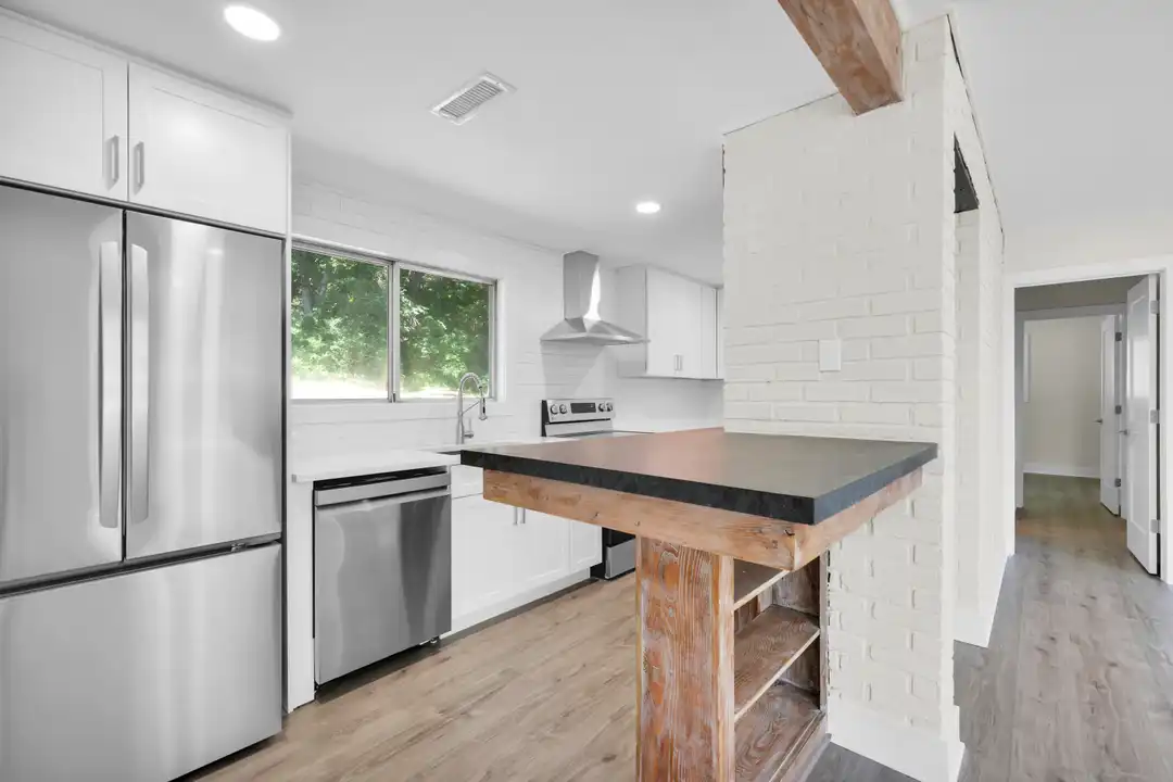 450 Danbury Rd - View 4