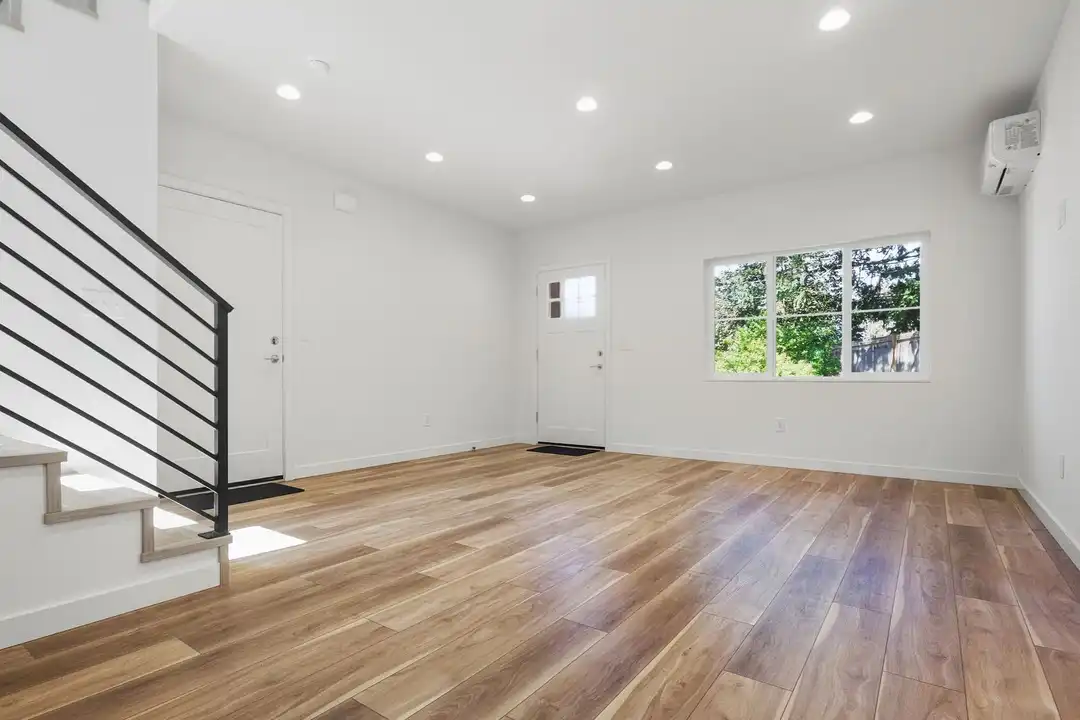 3543 NE 145th St - View 5