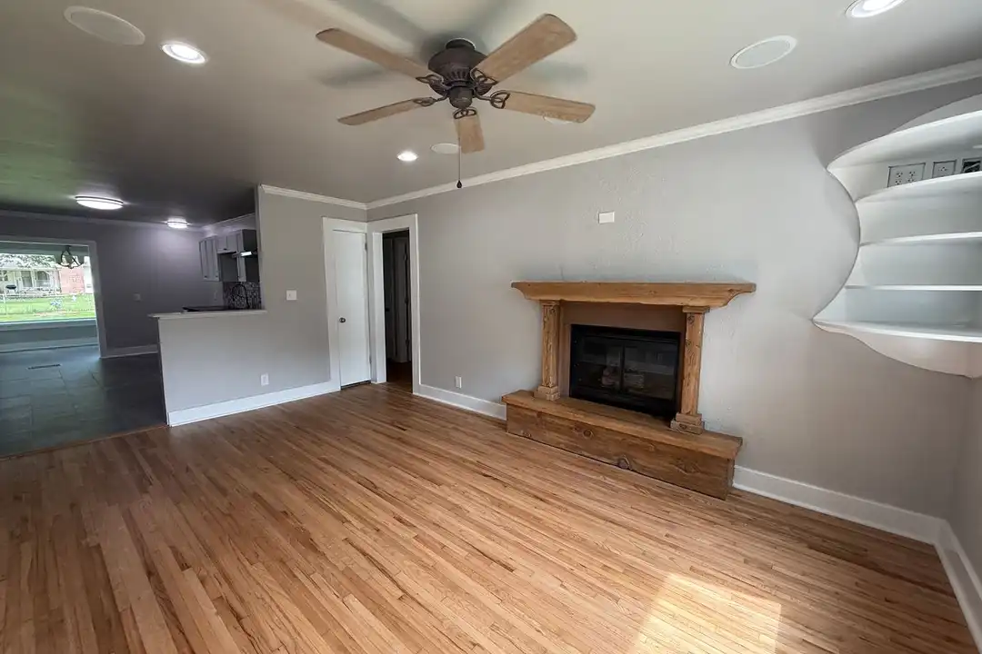 301 N 10th St - View 3