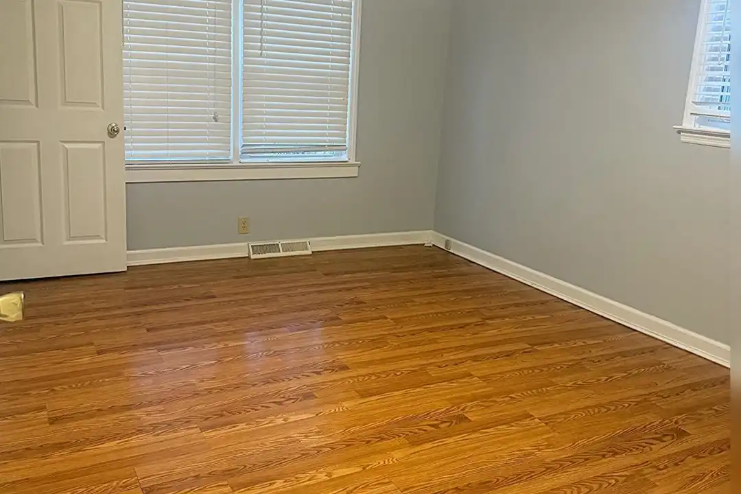 1714 Bonlee Carbonton Rd - More