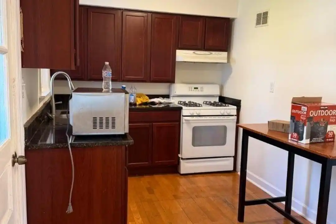396 Union Ave – photo 1 of 15