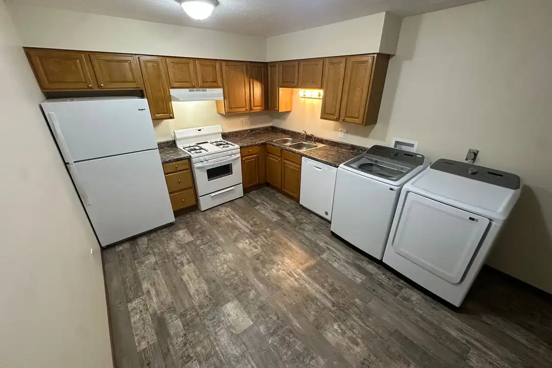 1202 19th St unit Apt. 1 – photo 1 of 10