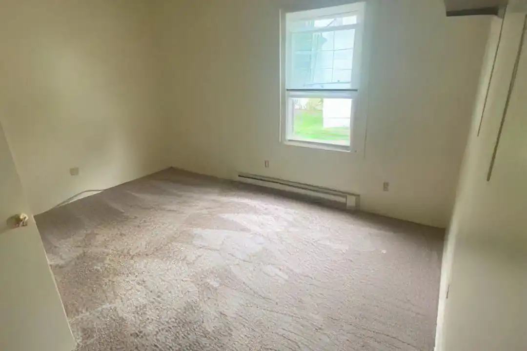 207 Cunningham St unit A – photo 1 of 5
