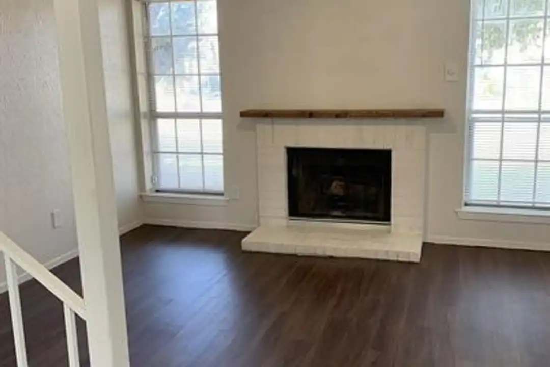 2739 Patricia Ln unit 2739 Patricia - View 3