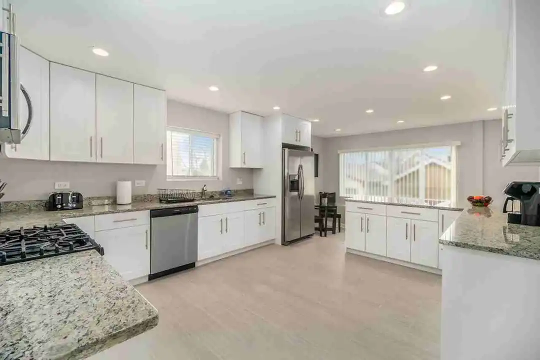5539 S Archer Rd unit 1391862P - View 5