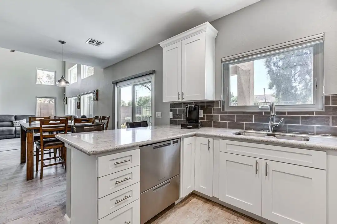 3043 E Fremont Rd unit 1546371P - View 6