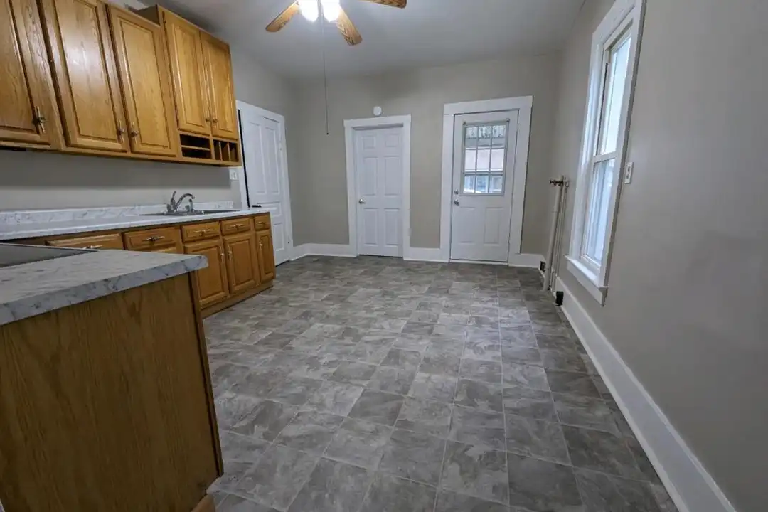 1231 E Main St – photo 1 of 11
