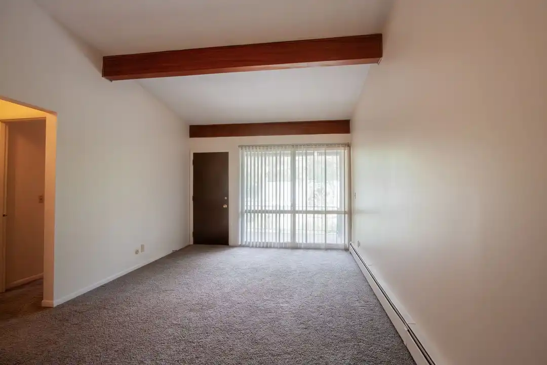 224 Highland Ave - View 6