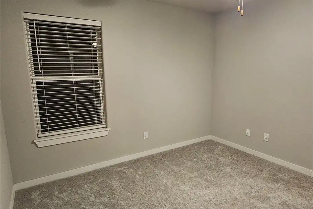 441 Coconut Ln - View 6