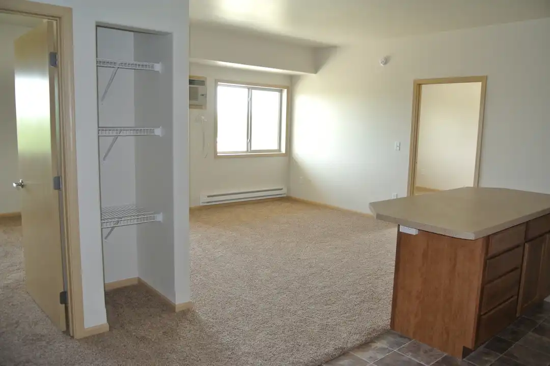 1900 Dakota Dr. – photo 1