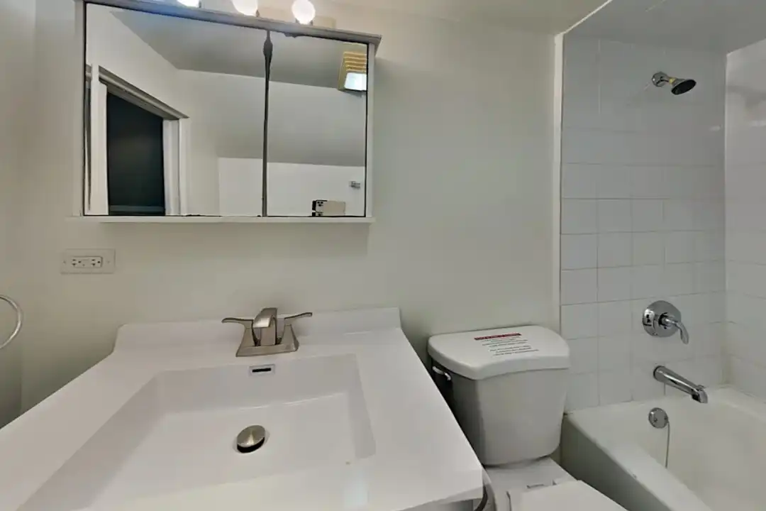 2350 W First St unit 704 - View 2