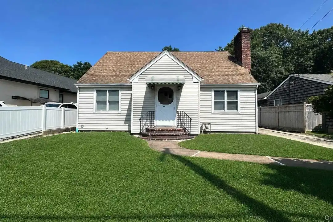 73 Singworth St – photo 1 of 18