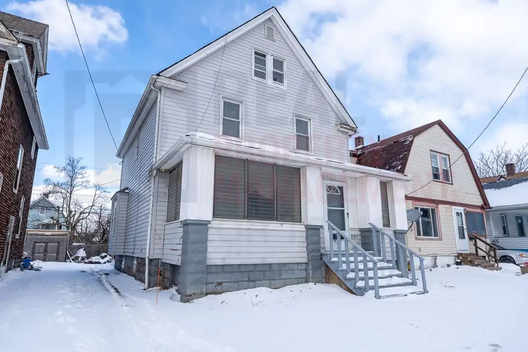 8107 Goodman Ave – photo 1