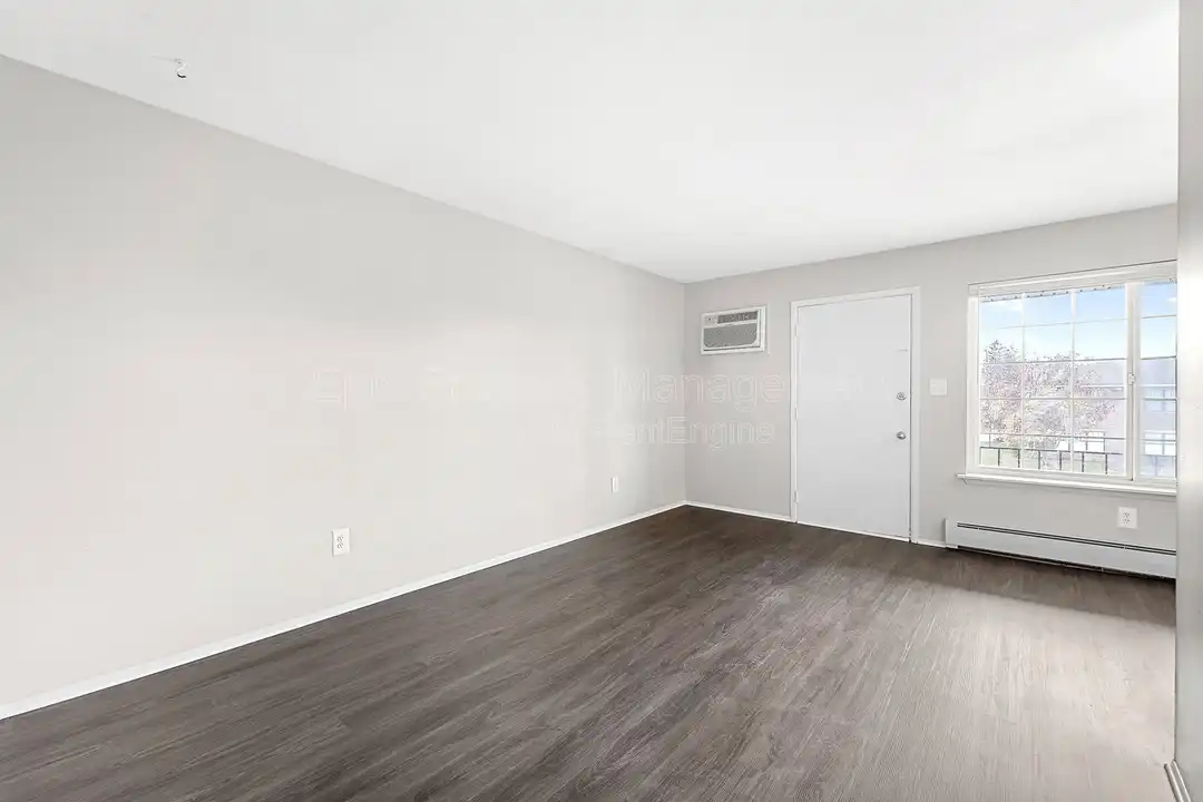 17020 Raupp Rd unit 108 - More