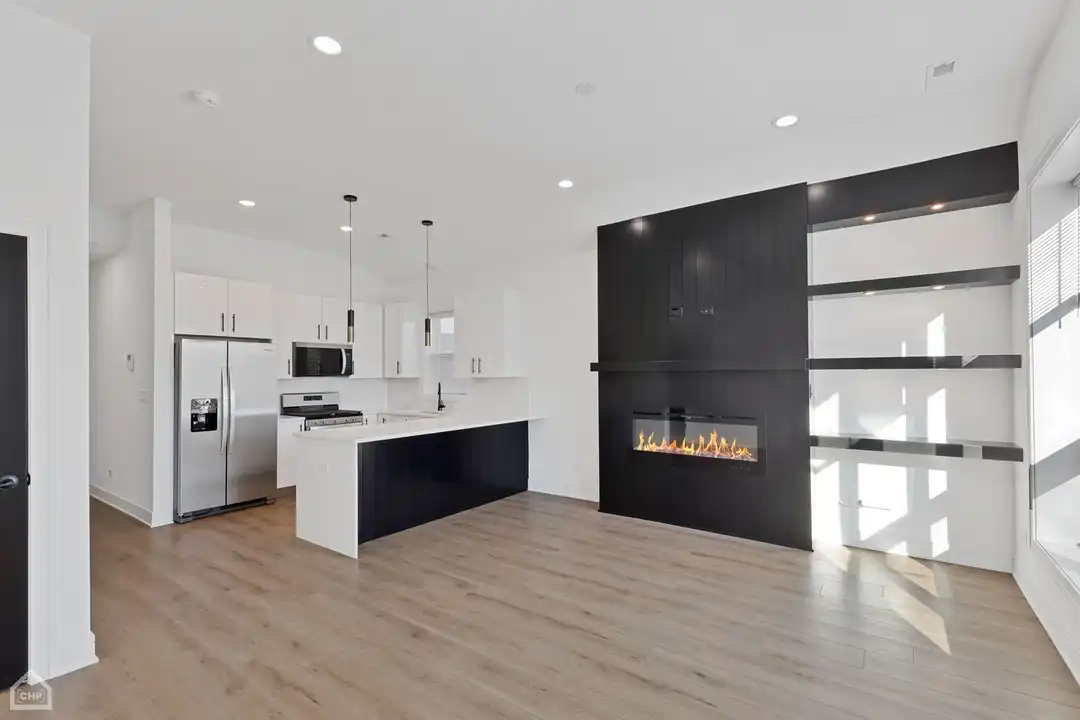 6500 S Maryland Ave - View 4