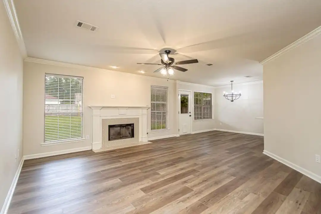 23 Pamela Ln - View 2