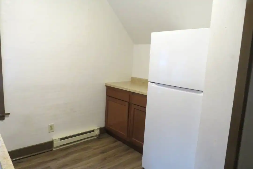 Apartment in Menomonie - View 3