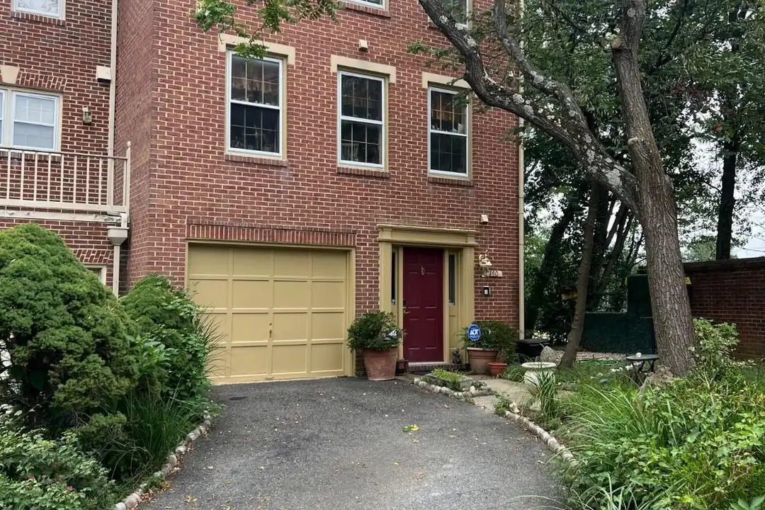 5900 Munson Ct – photo 1