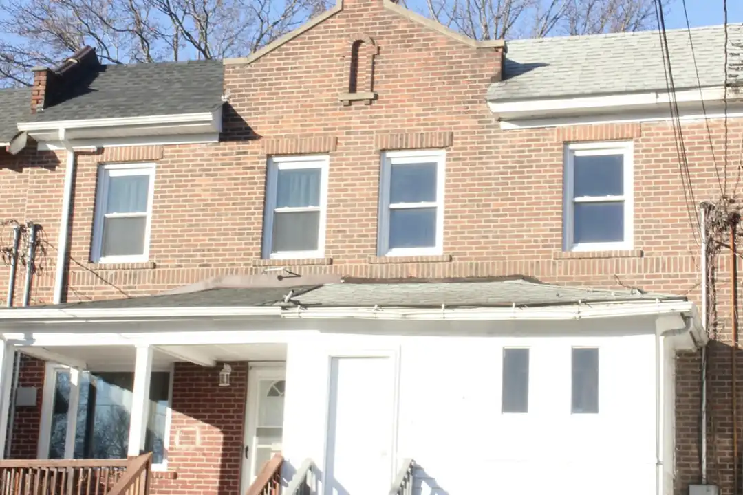 35 Ives St – photo 1