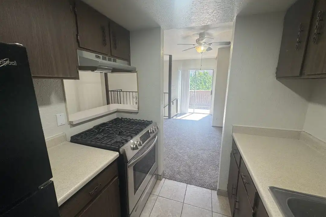8432 Chambers Ct NE - View 5