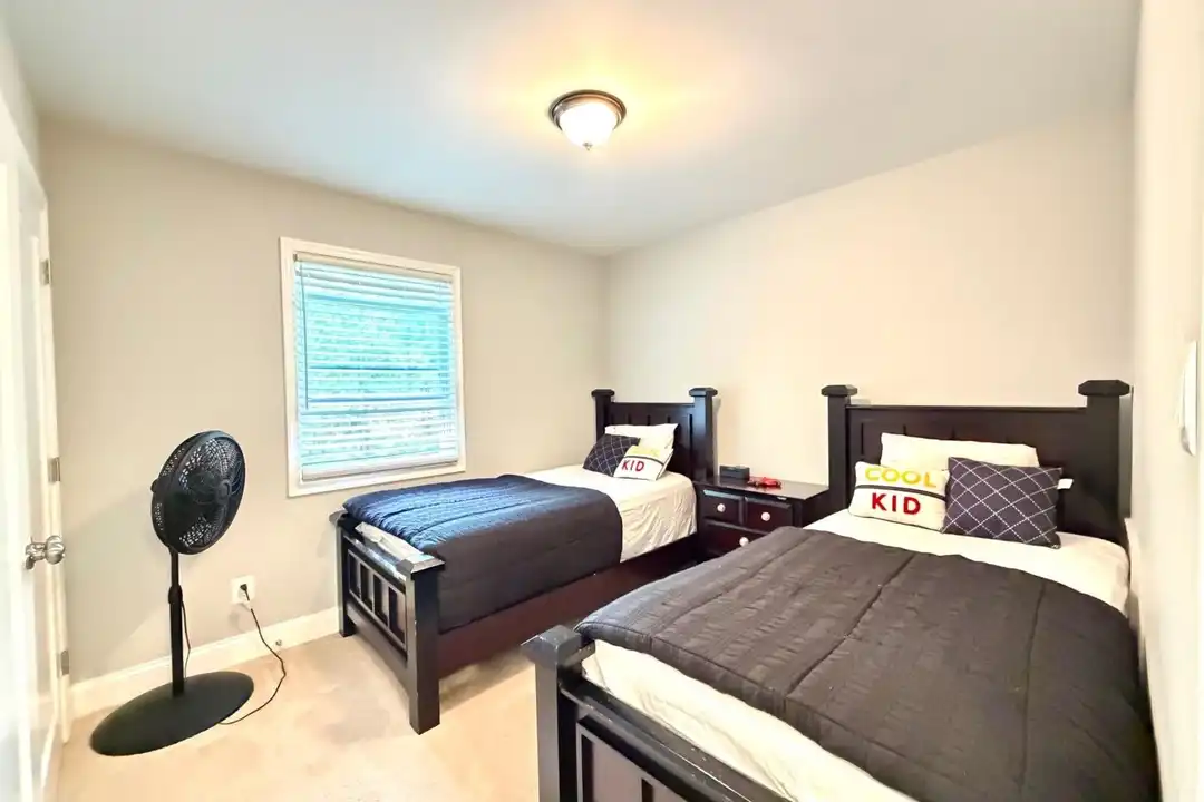 4929 Tibbitt Ln - More