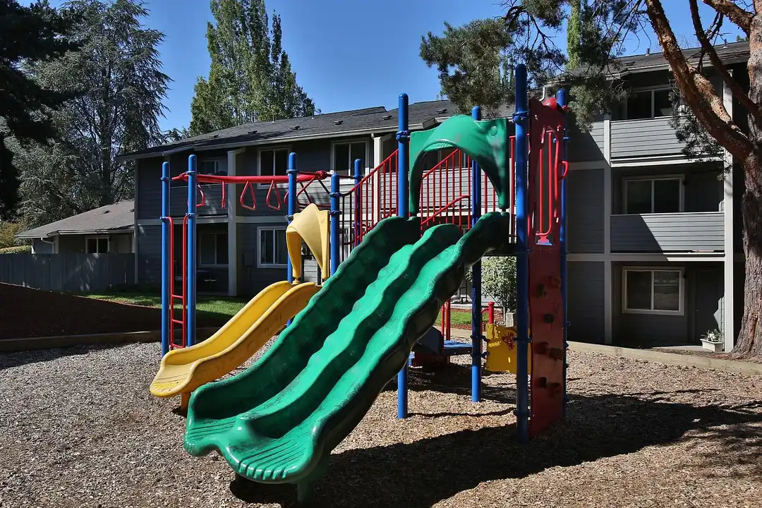 Highland Hills Apartments - View 6