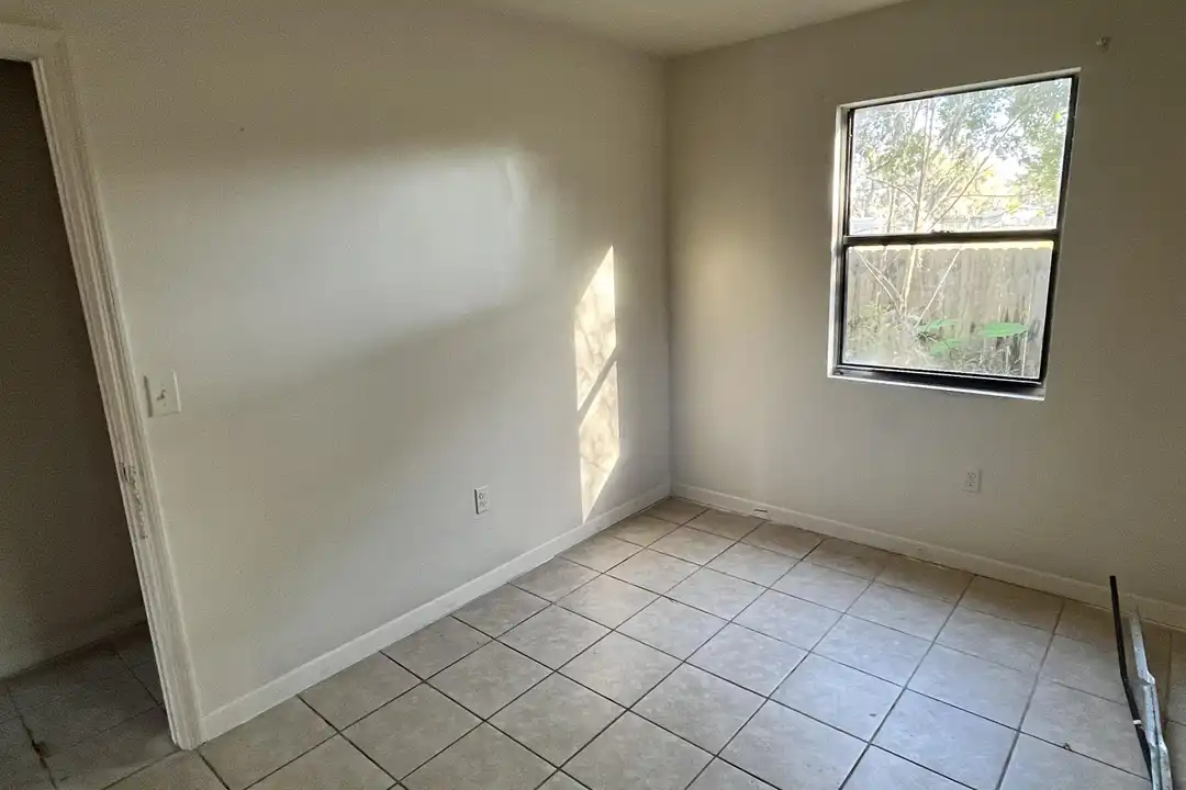 1290 Henson Ln unit 2 - More