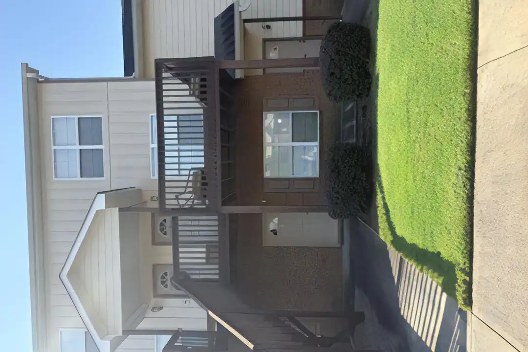 241 S Irwin St unit 1UNIT 47 – photo 1
