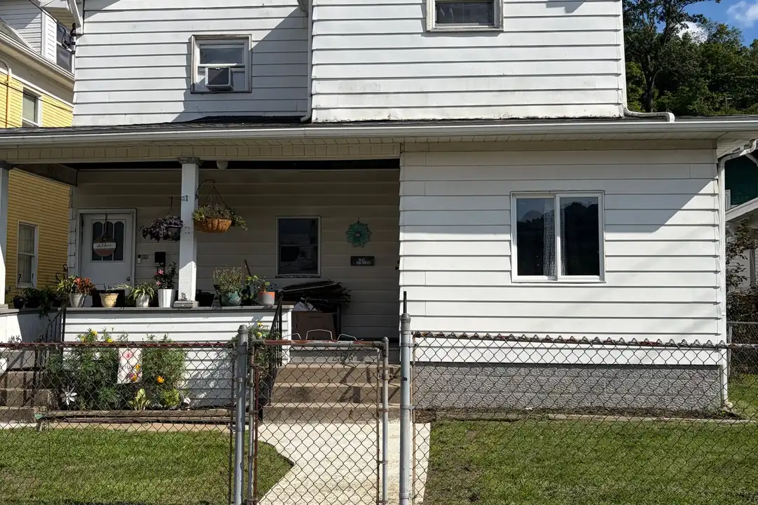 2196 Marshall Ave unit 2 – photo 1