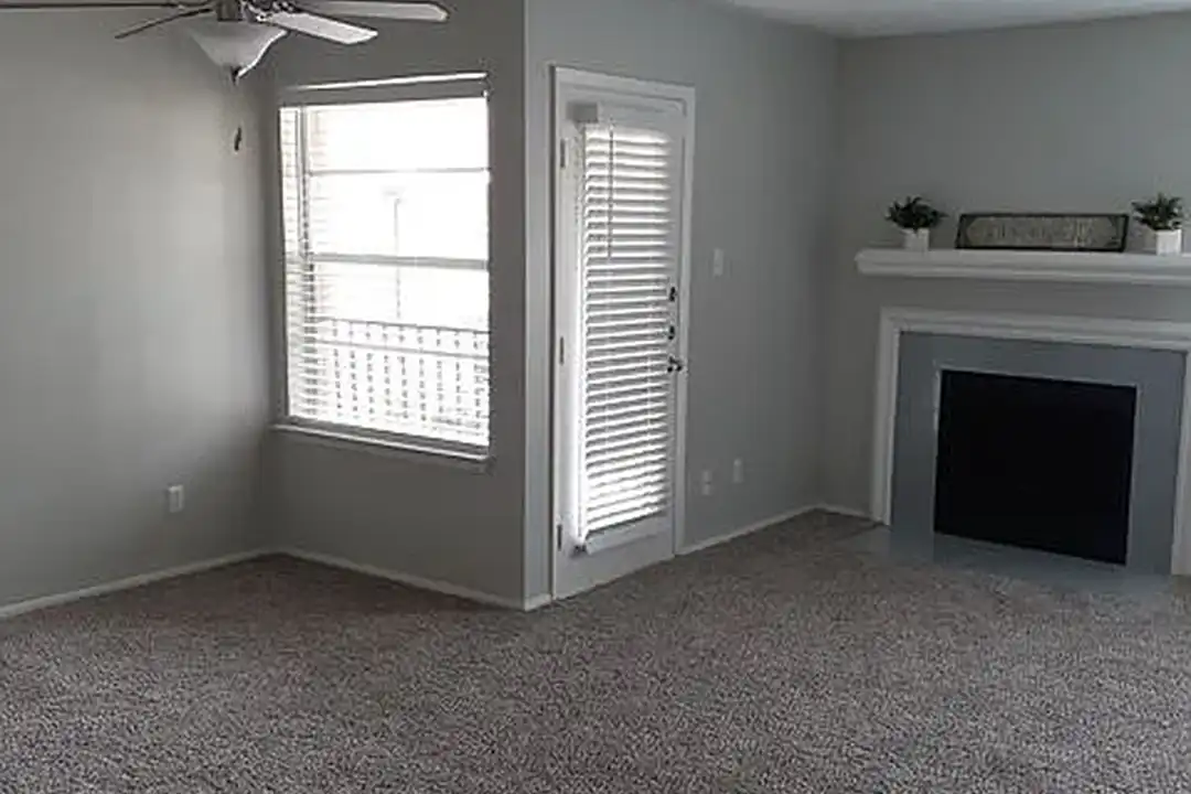 City Pines Apartment Homes – photo 1
