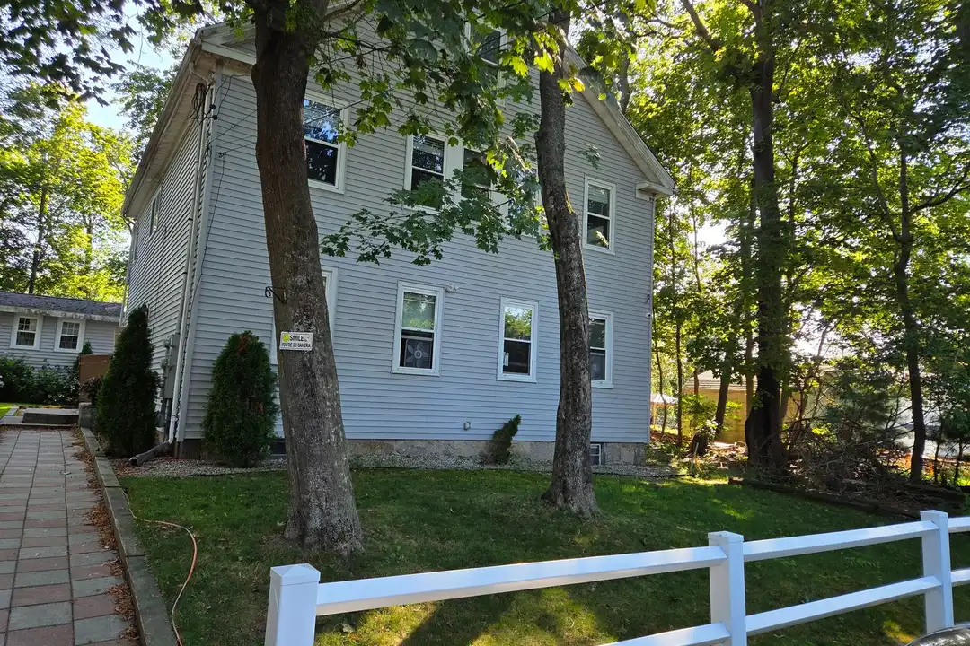 162 Main St – photo 1 of 15