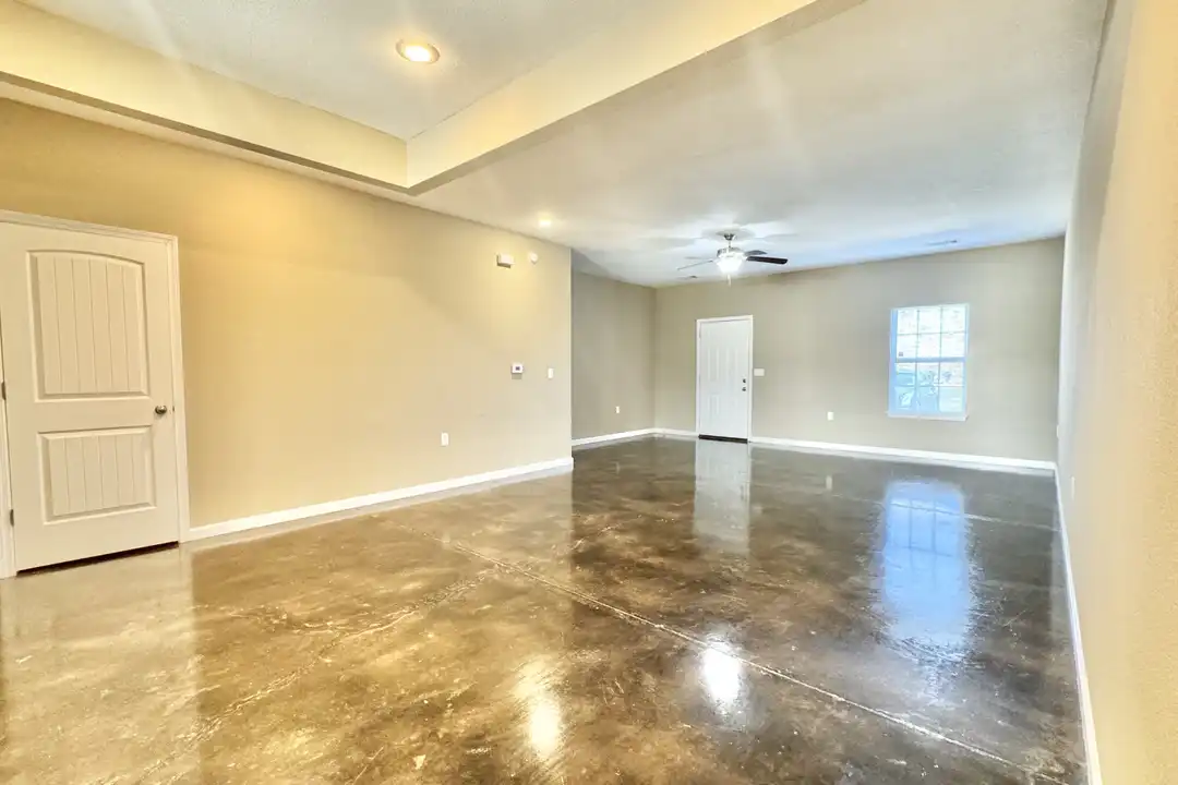 4216 Sydney Cove unit 168 - More