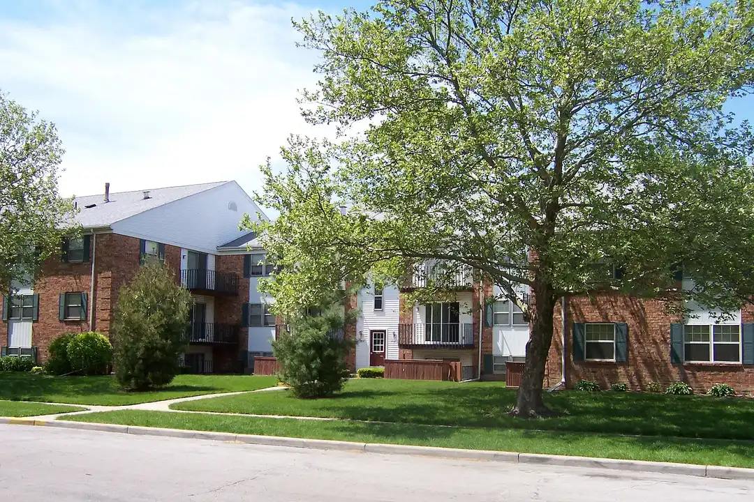 Heather Hills Apartments – photo 1