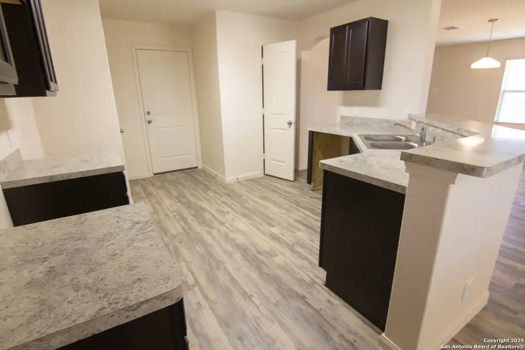 8167 Dempsey St - View 3