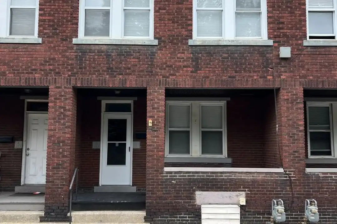 303 Broadway Ave – photo 1
