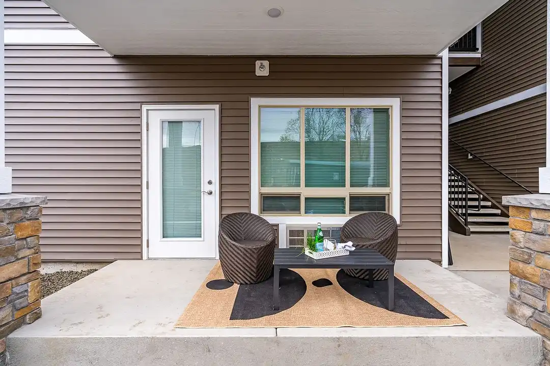 River City Apartments – photo 1
